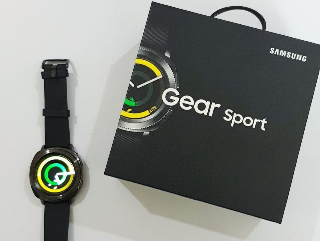 READ CAREFULLY in advance Buy Black Samsung Gear Sport box Carousell