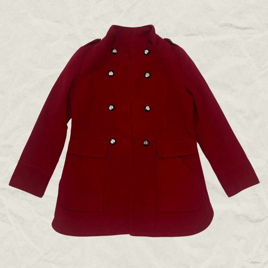 Red Vintage Winter Coat (Category: Coats, Jackets and Outerwear) located in Angono. Submitted by stargirlk (Listing ID 1290050881, Image 1). Description: so cute in person!! great to wear with boots fall / winter ❄️ Brand on tag No issues Fits S-M rfs: not my style .