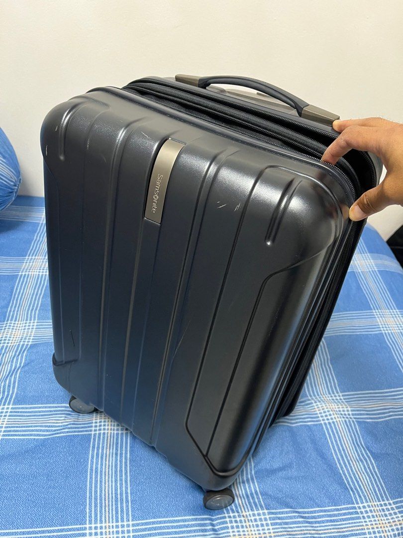 Samsonite NIAR Spinner 57 20 EXP REC Hobbies Toys Travel Luggage on Carousell