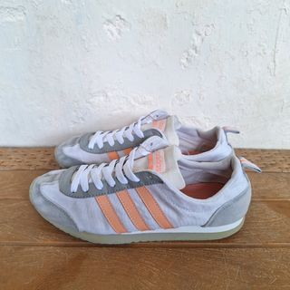 (Kategori: ) berada di . Dikirim oleh terminalsepatubogor (ID iklan 1290071411, Gambar 1). Deskripsi: .