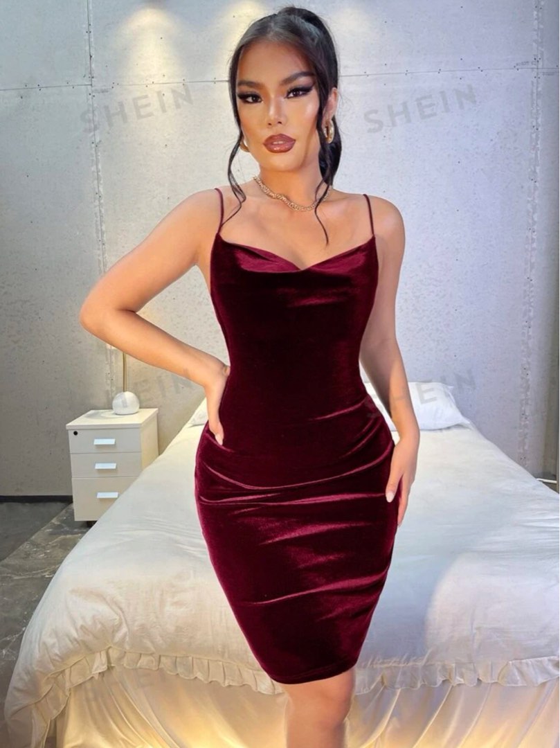 shein burgundy velvet dress dress, Women's Fashion, Dresses & Sets, Dresses on Carousell Details_Pockets