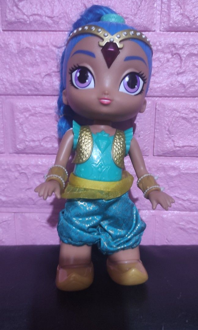 Shimmering shine (Category: Makeup) located in Quezon City. Submitted by santrick (Listing ID 1289926286, Image 1). Description: from US.
