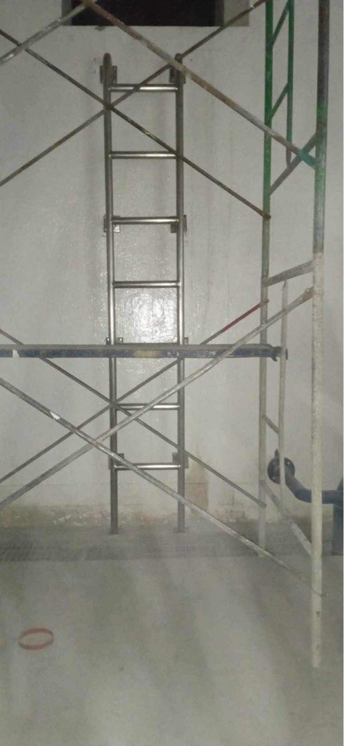 Stainless ladder rung, Commercial & Industrial, Construction & Building ...