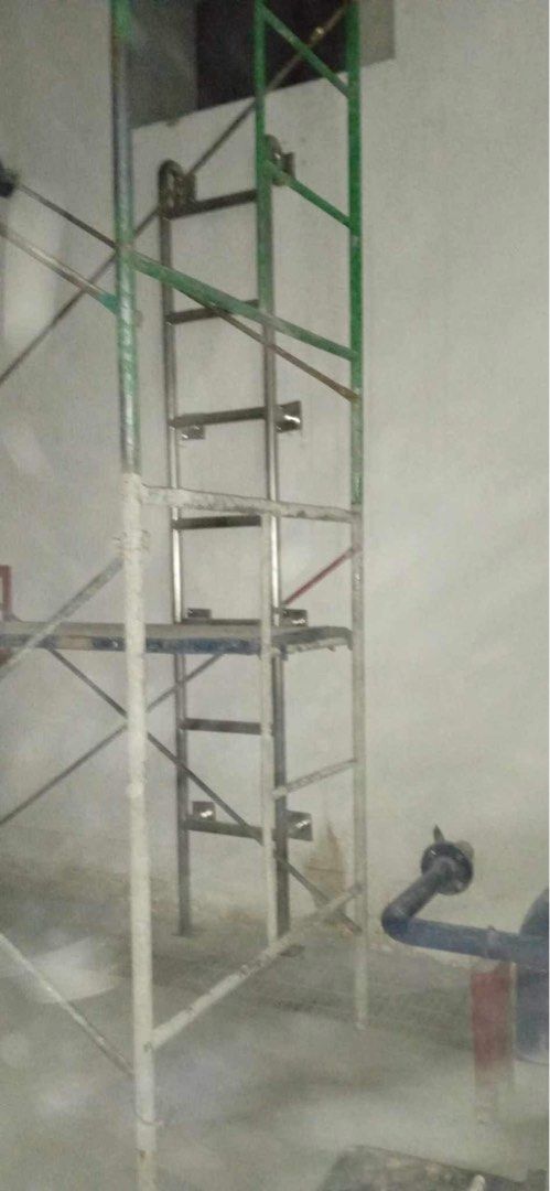 Stainless ladder rung, Commercial & Industrial, Construction & Building ...