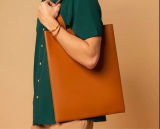 Straightforward brown tote bag (large & small w/ long strap