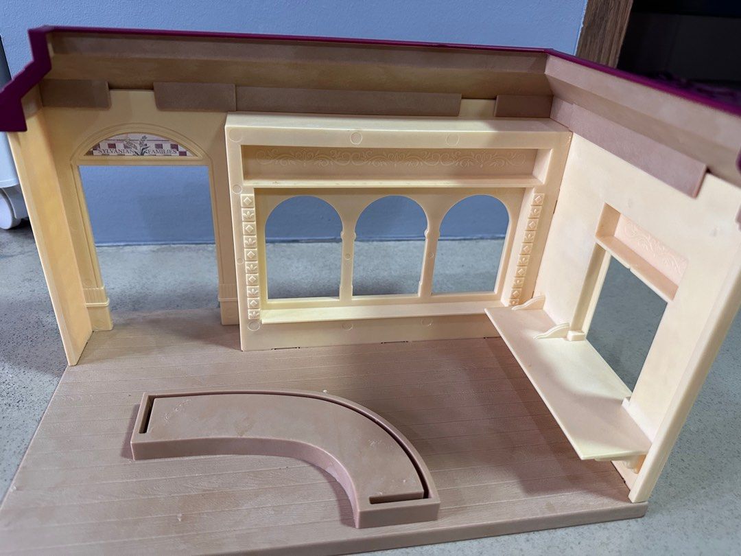 Sylvanian families cake shop (Category: Kids Toys) located in Caloocan City. Submitted by ashleyscorner (Listing ID 1266099133, Image 3). Description: .