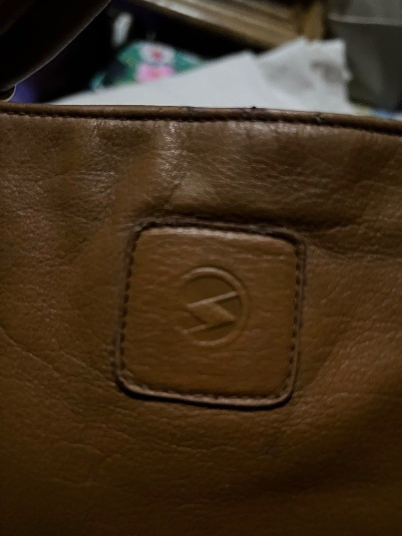 Sylvia Santos handbag (Category: Luxury Bags & Wallets) located in Makati City. Submitted by sinner_or_saint101 (Listing ID 1290041242, Image 3). Description: 13x8x4 Leather Authentic sylvia santos.