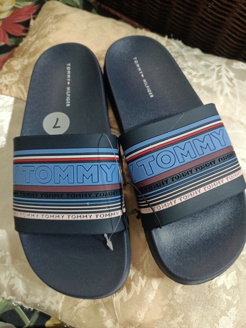 Tommy Hilfiger slides 24.5cm (Size 7)