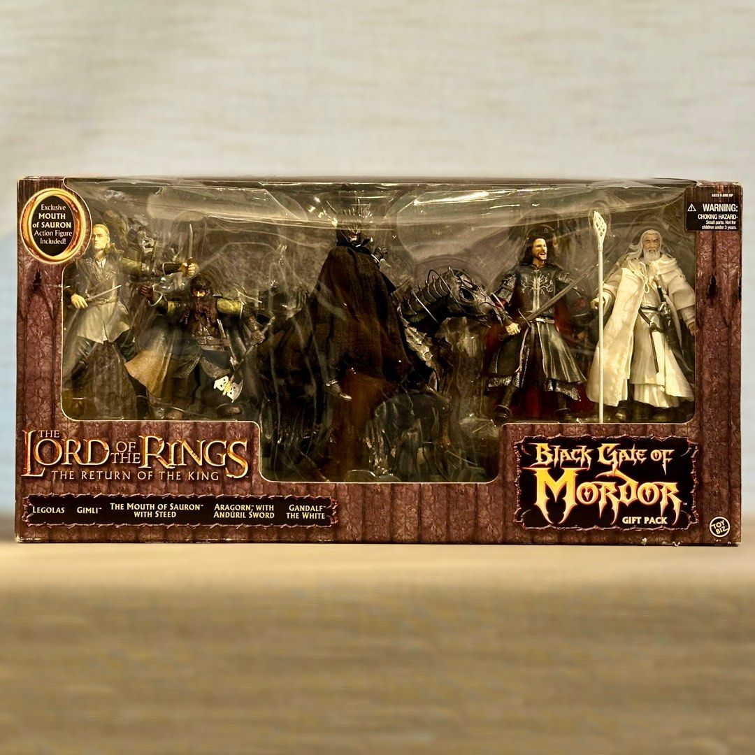 ToyBiz Lord of the Rings LOTR ROTK Black Gate of Mordor Gift Pack