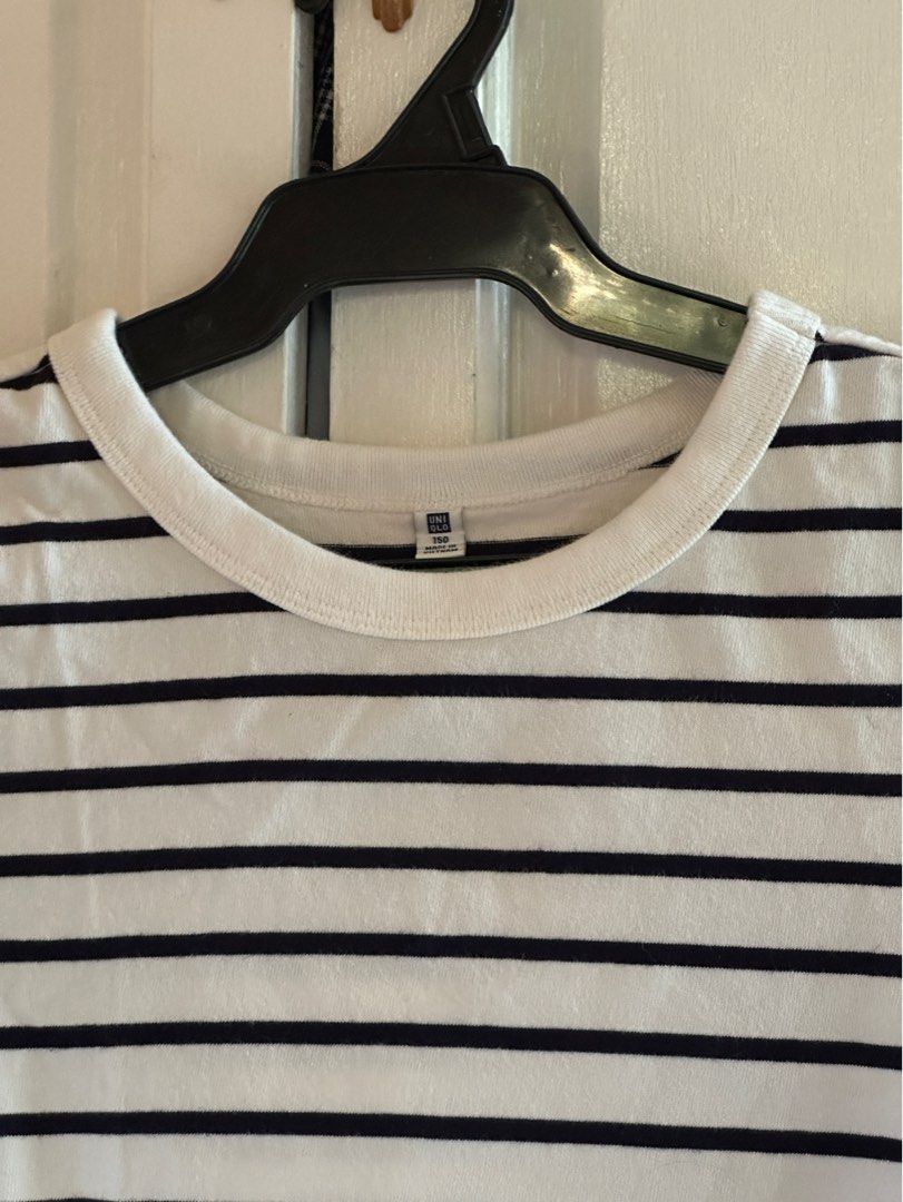 Uniqlo stripes dress (Category: Dresses) located in Bacoor. Submitted by jp_073 (Listing ID 1290086299, Image 2). Description: Fits S-M.