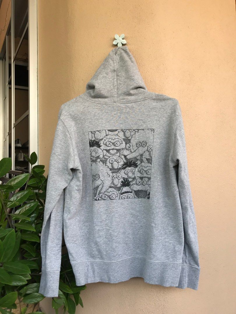 UNIQLO X KAWS SESAME STREET HOODIE Women s Fashion Coats