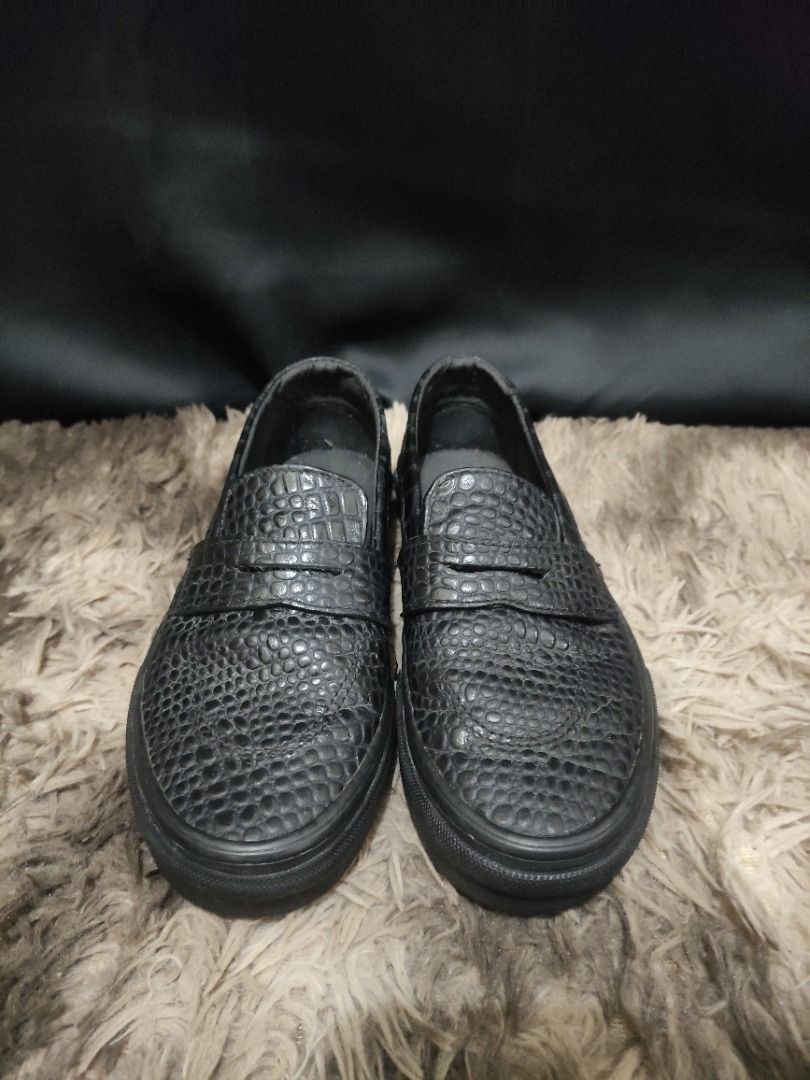 Vans patent croc style discount 53