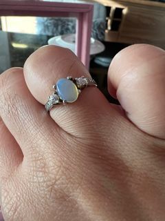 Vintage ring genuine 925 silver with pure & natural opal stone!size6