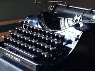 Vintage Underwood Royal Typewriter