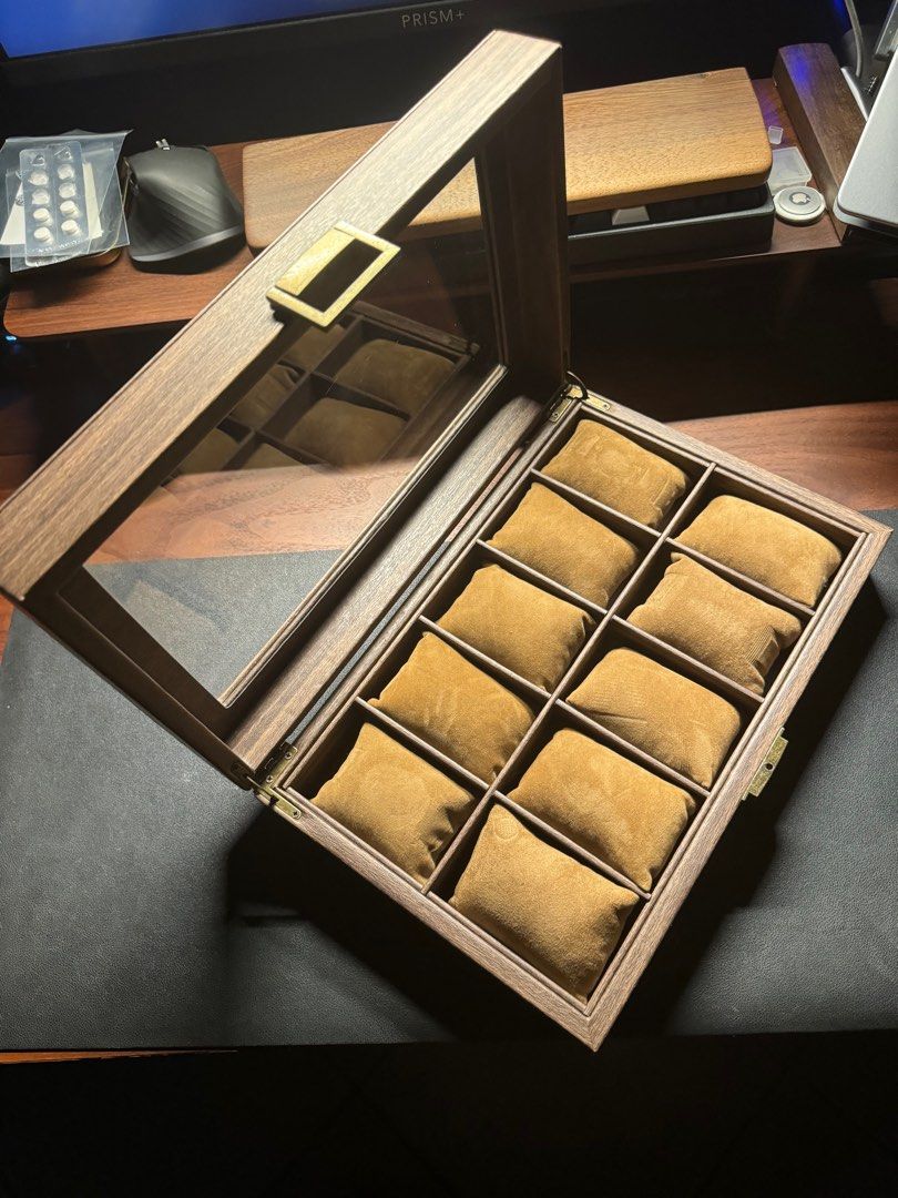 Watch organiser store