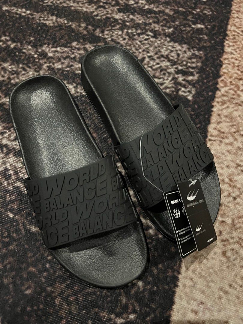 World Balance Men s Sliders in Black Size US 11 EU 44 Men s