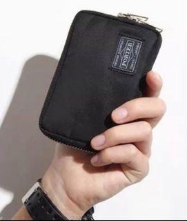 (Category: ) located in . Submitted by buysellcloset (Listing ID 1289936373, Image 1). Description: .