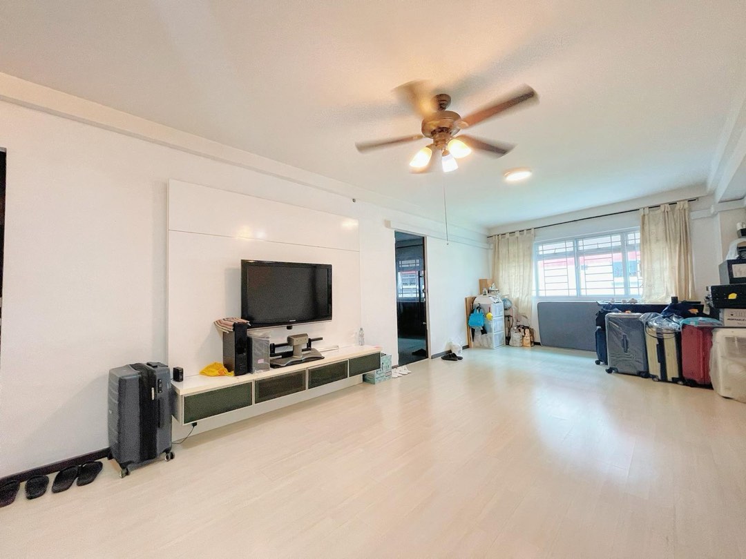 (Category: ) located in . Submitted by gemsrealty (Listing ID 1290150752, Image 1). Description: .