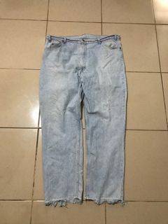90s Levi’s 540 washed pants