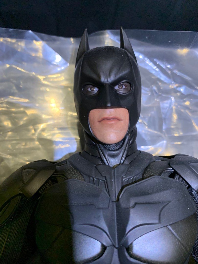 Display piece Hot Toys MMS234 Batman Armory