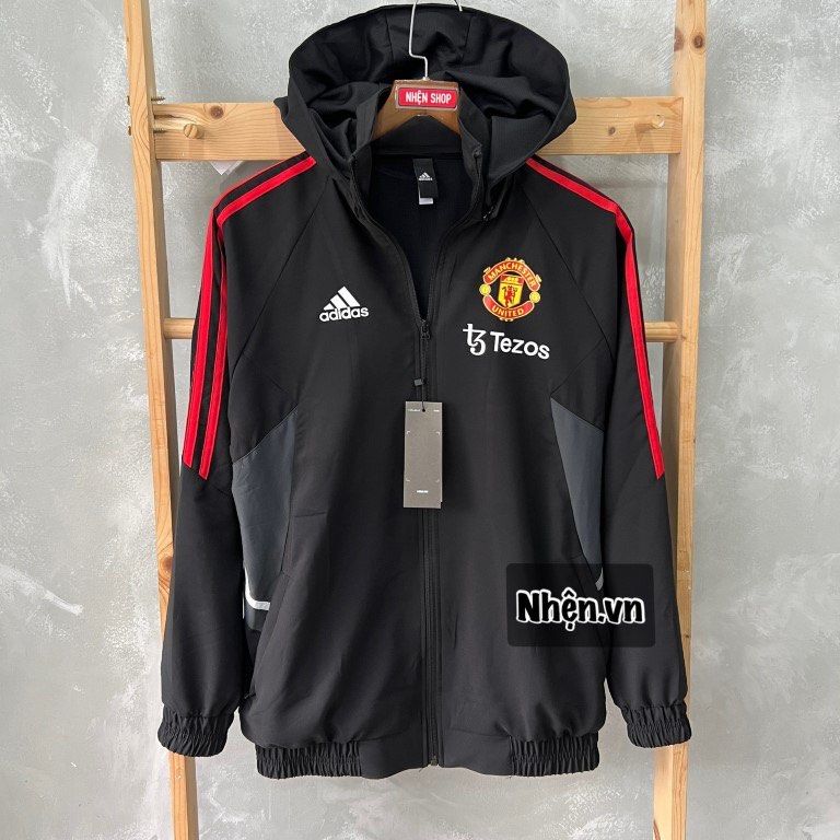 【新品未使用】 Manchester United ジャケット Sサイズ adidas Manchester United 25/26 Anthem Jacket - MUFC Red - Mens Replica