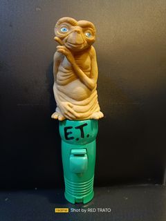 💯 Vintage E.T. collectible flashlight siren