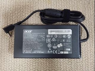 Acer laptop charger adapter  19V 7.1A 135watts original