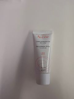 Avene水漾日常防曬乳液spf30 40毫升64201235363970110