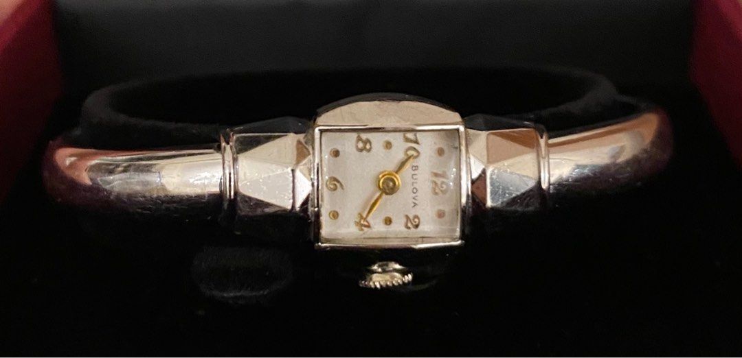 The queen's hot sale gambit bulova