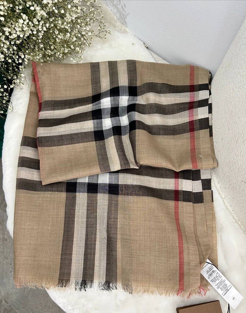 Burberry raspberry hotsell sorbet chk scarf