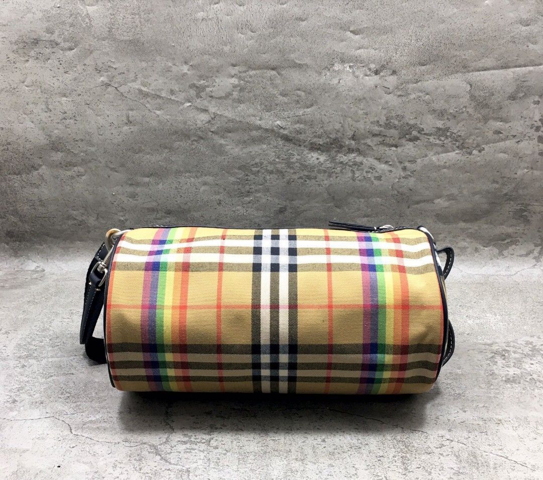 Burberry kennedy small vintage check barrel bag clearance