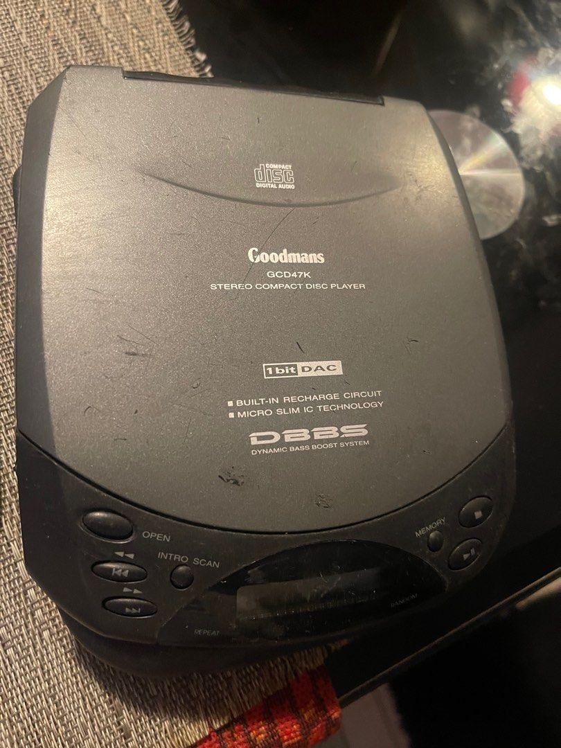 Cd Player (Category: Portable Music Players) located in Navotas City. Submitted by mph_thrift (Listing ID 1290204903, Image 3). Description: 3 pcs Cd Player As is condition.