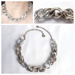 Chain choker, silver-plated lightweight metal, 18 in. L, slightly used