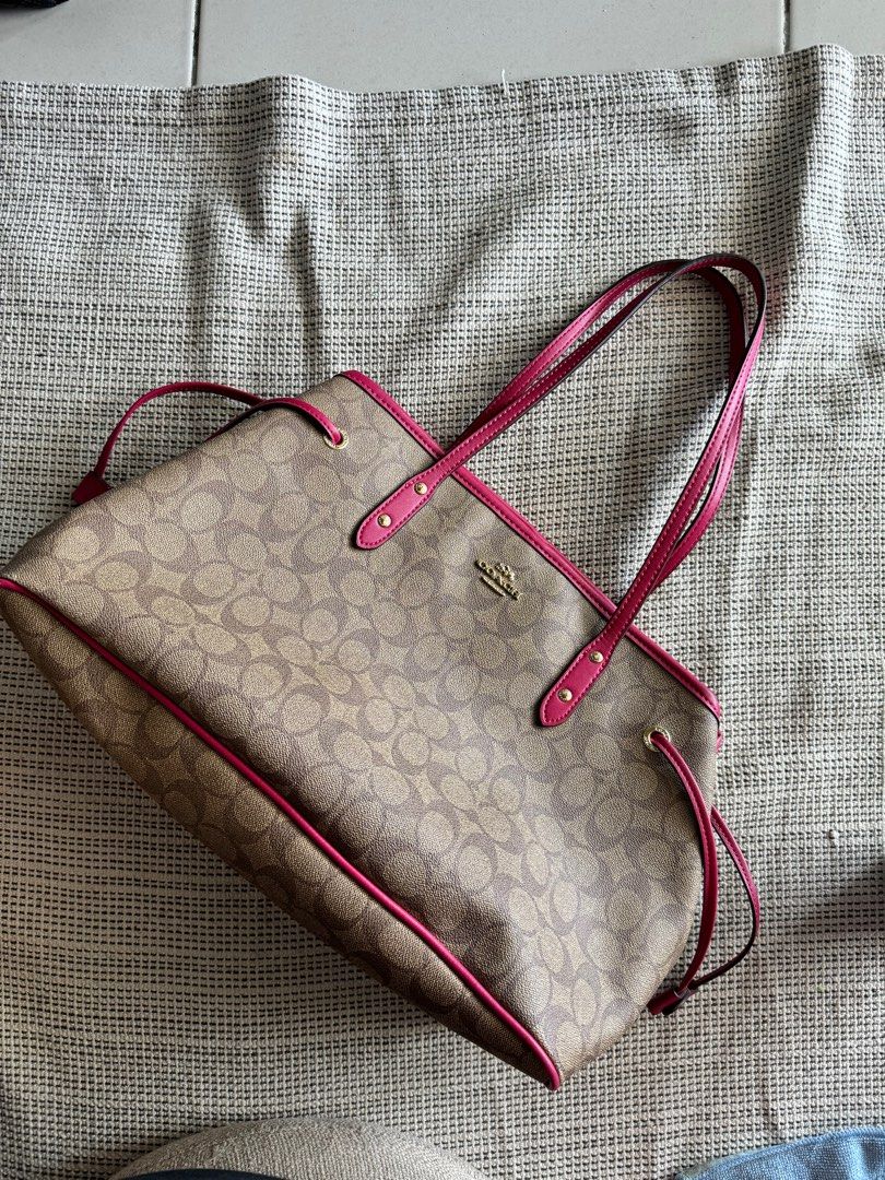 Coach signature drawstring sale tote