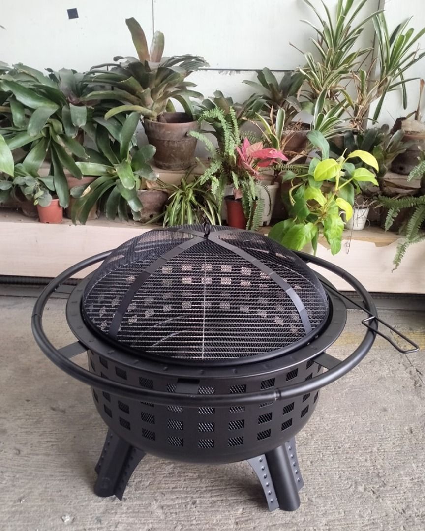 Coolahbah Metal Fire Pit with BBQ Grill (Category: BBQ, Grills & Hotpots) located in San Pedro. Submitted by affordable_surplus.1 (Listing ID 1290173203, Image 2). Description: Coolahbah Metal Fire Pit with BBQ Grill Surplus from Australia Price: P5,500 Contact: Reine David Contact Number: 09611741423 .