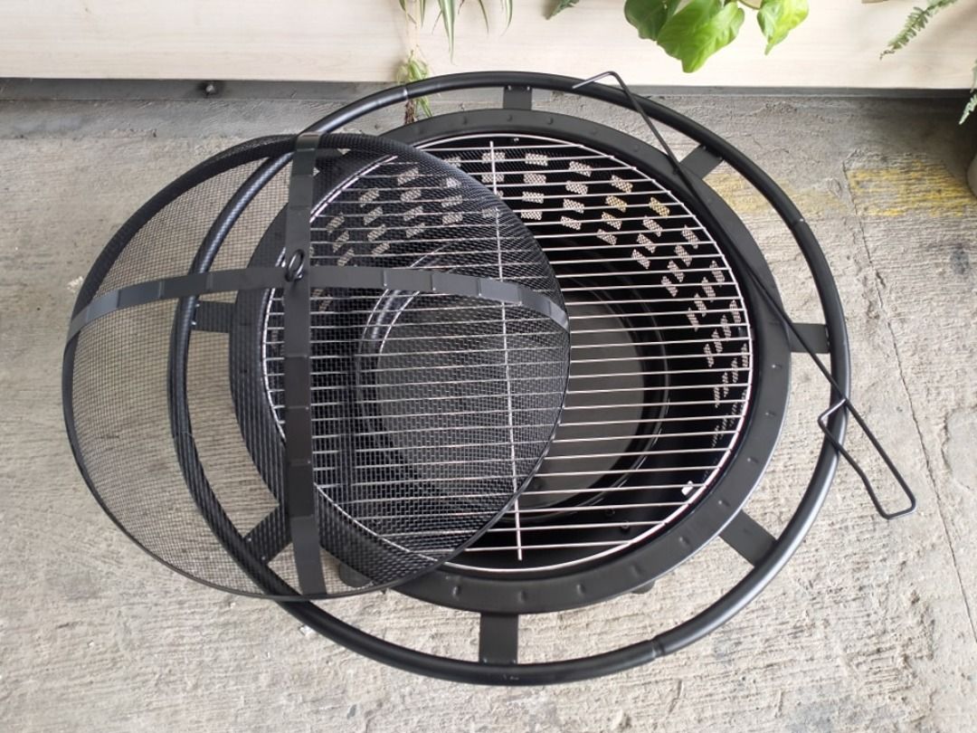 Coolahbah Metal Fire Pit with BBQ Grill (Category: BBQ, Grills & Hotpots) located in San Pedro. Submitted by affordable_surplus.1 (Listing ID 1290173203, Image 3). Description: Coolahbah Metal Fire Pit with BBQ Grill Surplus from Australia Price: P5,500 Contact: Reine David Contact Number: 09611741423 .