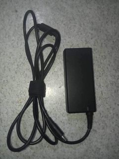 Dell Original Laptop Charger 65.0w not ibm asus msi compaq