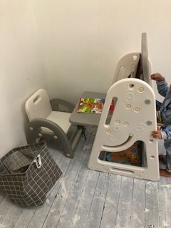 [SOLD] Foldable table and chair set (with book shelf and magnetic whiteboard) for kids and toddlers / NOT Ikea