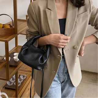 (Category: ) located in . Submitted by trendy98 (Listing ID 1290122470, Image 1). Description: .