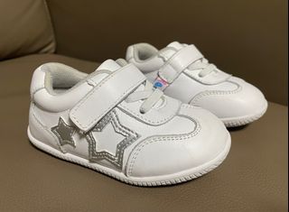 (Category: ) located in . Submitted by darkchoc16 (Listing ID 1290263104, Image 1). Description: .