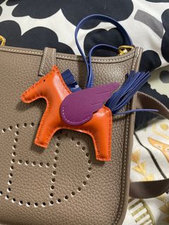 （分類：）位於 。 由 wy9250 提交（商品編號 1290115165，圖片 1）。簡介： 。