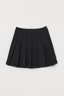 H&M | black mini tennis skirt