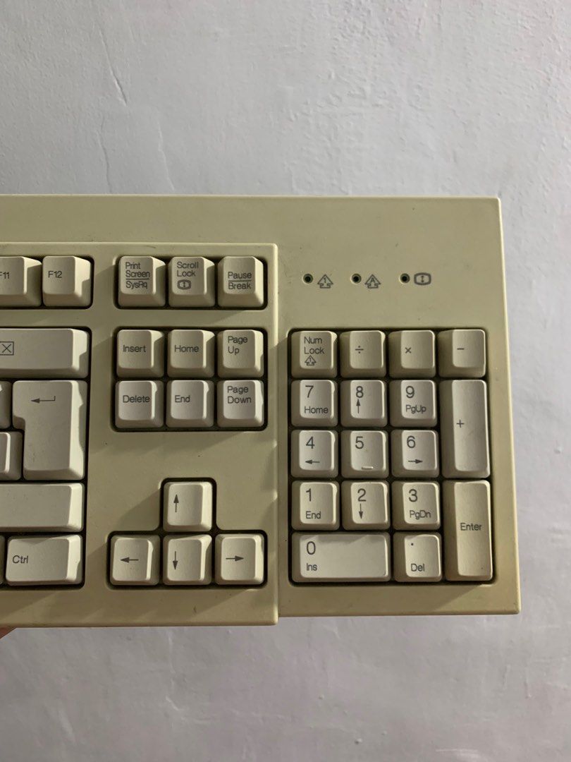 IBM KB-9910 VINTAGE KEYBOARD (Category: Computer Keyboard) located in Bulacan. Submitted by apple_siri (Listing ID 1290279817, Image 2). Description: .