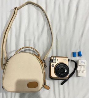 Instax Mini 70 (Gold) Bag included