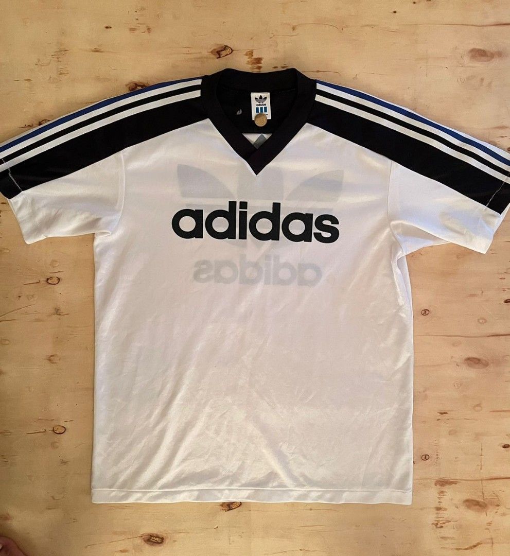 Jersey adidas hitam top