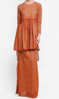 (Category: ) located in . Submitted by ayncloset (Listing ID 1290134025, Image 1). Description: .