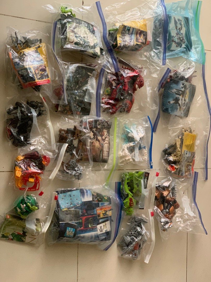 LEGO Bionicles (list @description) (Category: Lego & Building Sets) located in Davao. Submitted by riccirici (Listing ID 1290123365, Image 2). Description: LEGO Bionicles Authentic From Virginia US Lot sale only 13,800 php + SF (W/O Seller sponsored voucher) JRS, J&T Bank Transfer, Gcash LIST Guurahk 8590 Vastus 8986 Vorox 8983 Mistika 8696 Mistika 8695 Phantoka 8691 Piraka 8901 Toa Hordika 8739 Breez 7165 InikaToa Jaller 8727 Agori Raanu 8973 Le