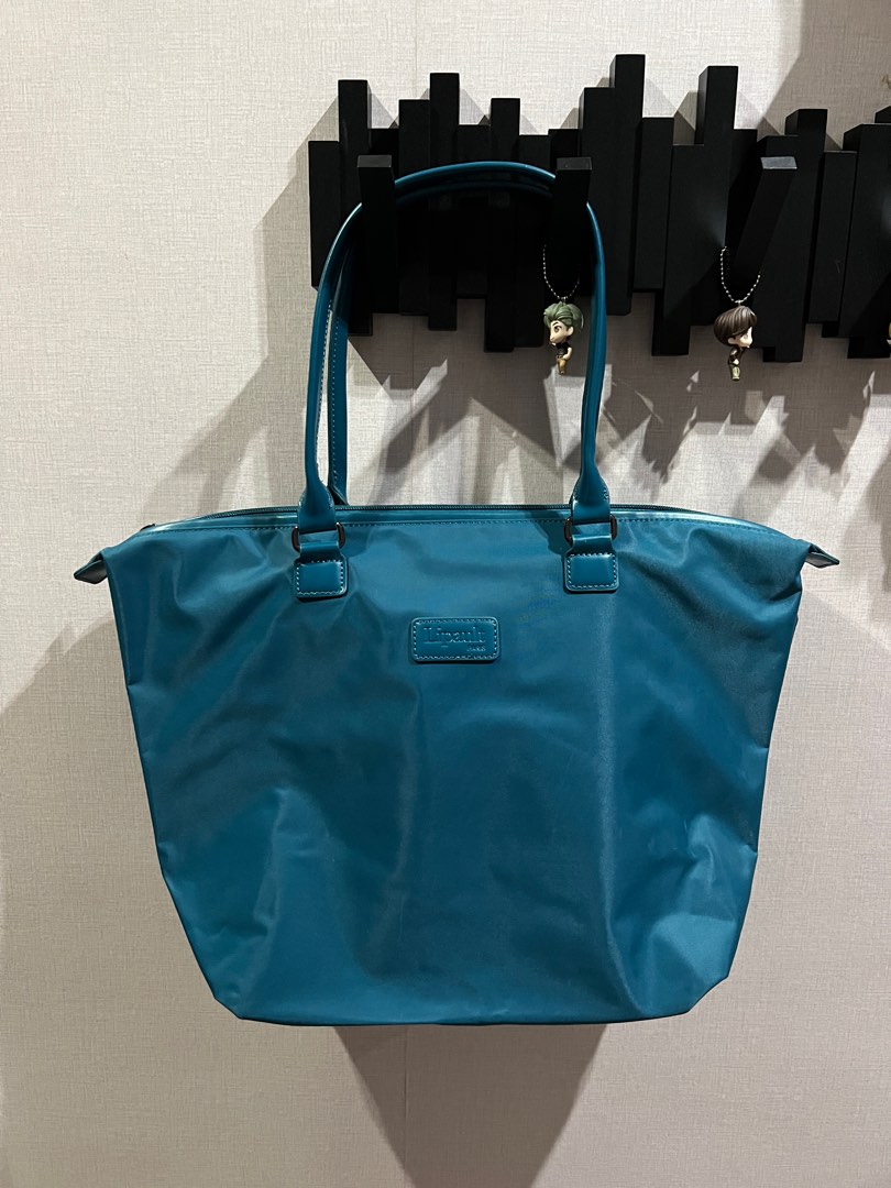 LIPAULT Zip Tote Large Women s Fashion Bags Wallets Tote Bags on Carousell