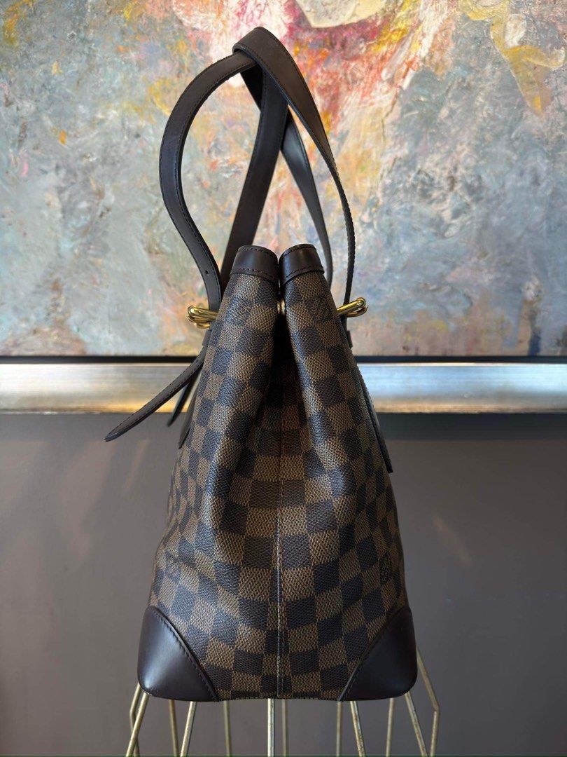 Louis Vuitton (Category: Luxury Bags & Wallets) located in Cavite. Submitted by sarisari19 (Listing ID 1290155221, Image 2). Description: Louis Vuitton Hampstead MM Almost New With dustbag, care cards.