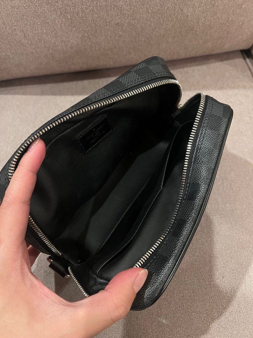 Louis Vuitton Toiletry Pouch Trousse PM (Category: Luxury Bags & Wallets) located in Manila. Submitted by nix1203 (Listing ID 1290166667, Image 3). Description: WTS LV Toiletry Trousse Pouch Bag With d string so you can add strap Bag only Legit .